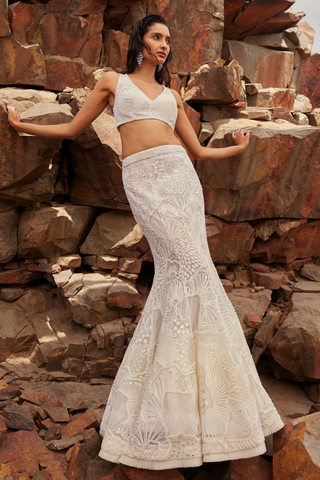 GISELLE SKIRT WITH V NECK BLOUSE