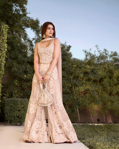 Kriti Sanon in Pia Sharara Set