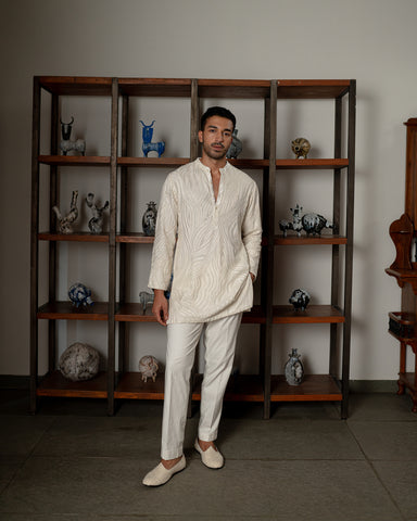 Ezra Kurta set