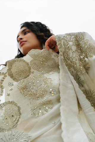 Ivory and gold Théa lehenga set