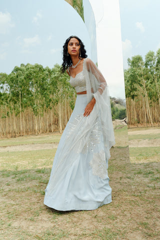 Cloudy blue Esmée Lehenga set