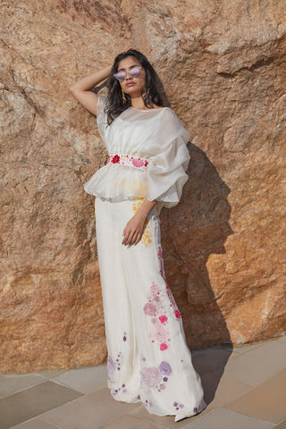 Pouf top with Precious flowers bunches pants